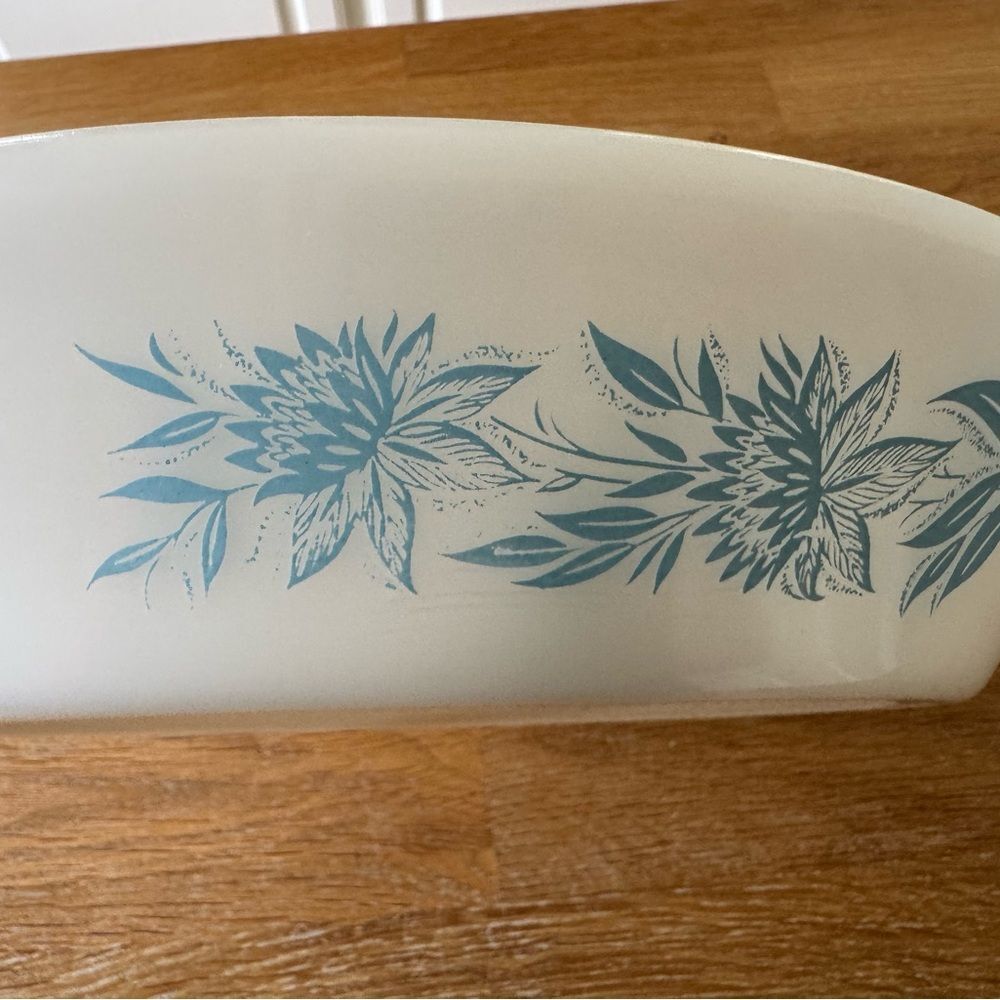 Glasbake Blue Thistle Divided Milk Glass Dish - Picture 5 of 5